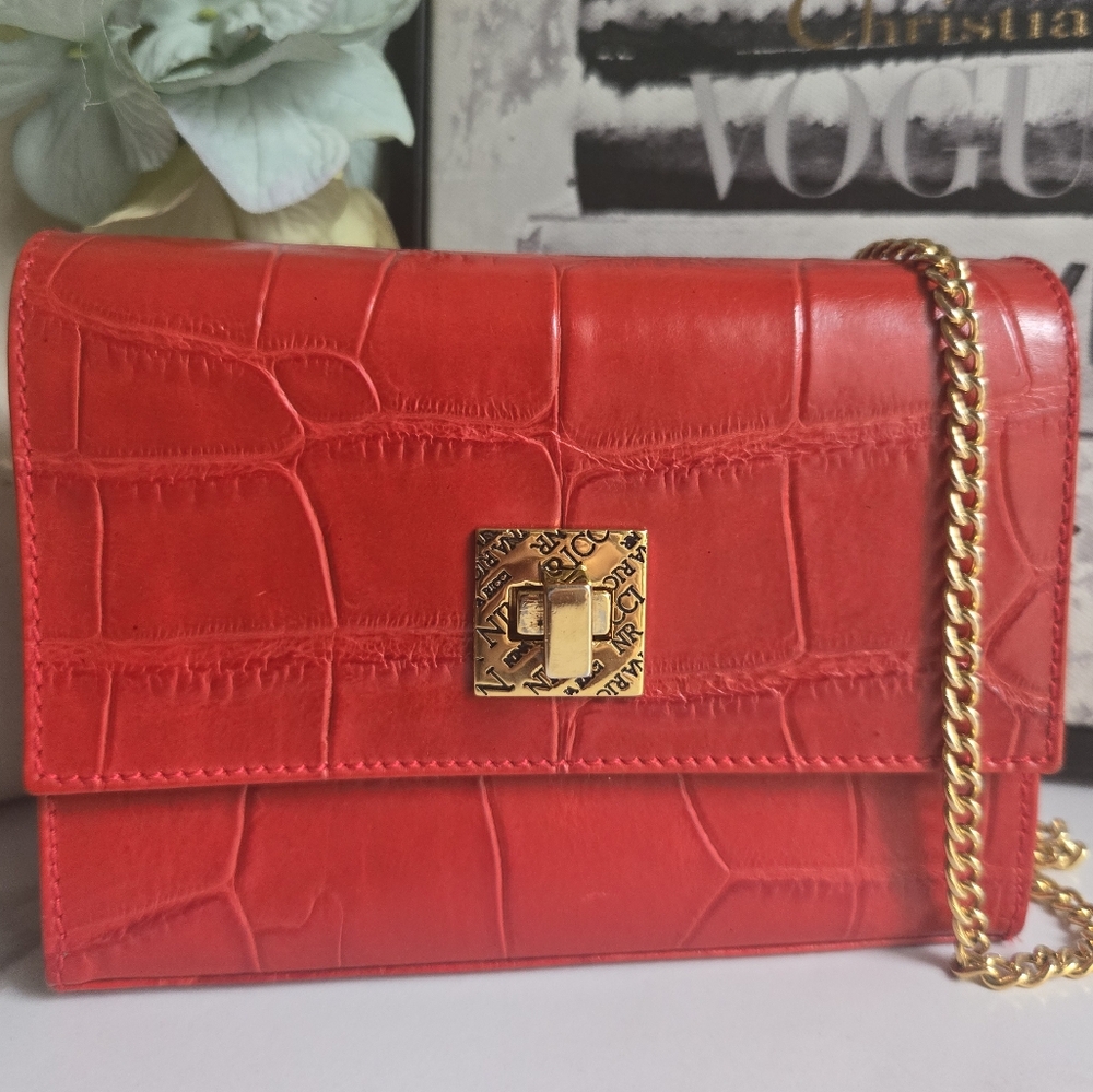 ⛔️SOLD⛔️Nina Ricci Embossed Leather Mini Evening Crossbody Bag EUC - Picture 2 of 12